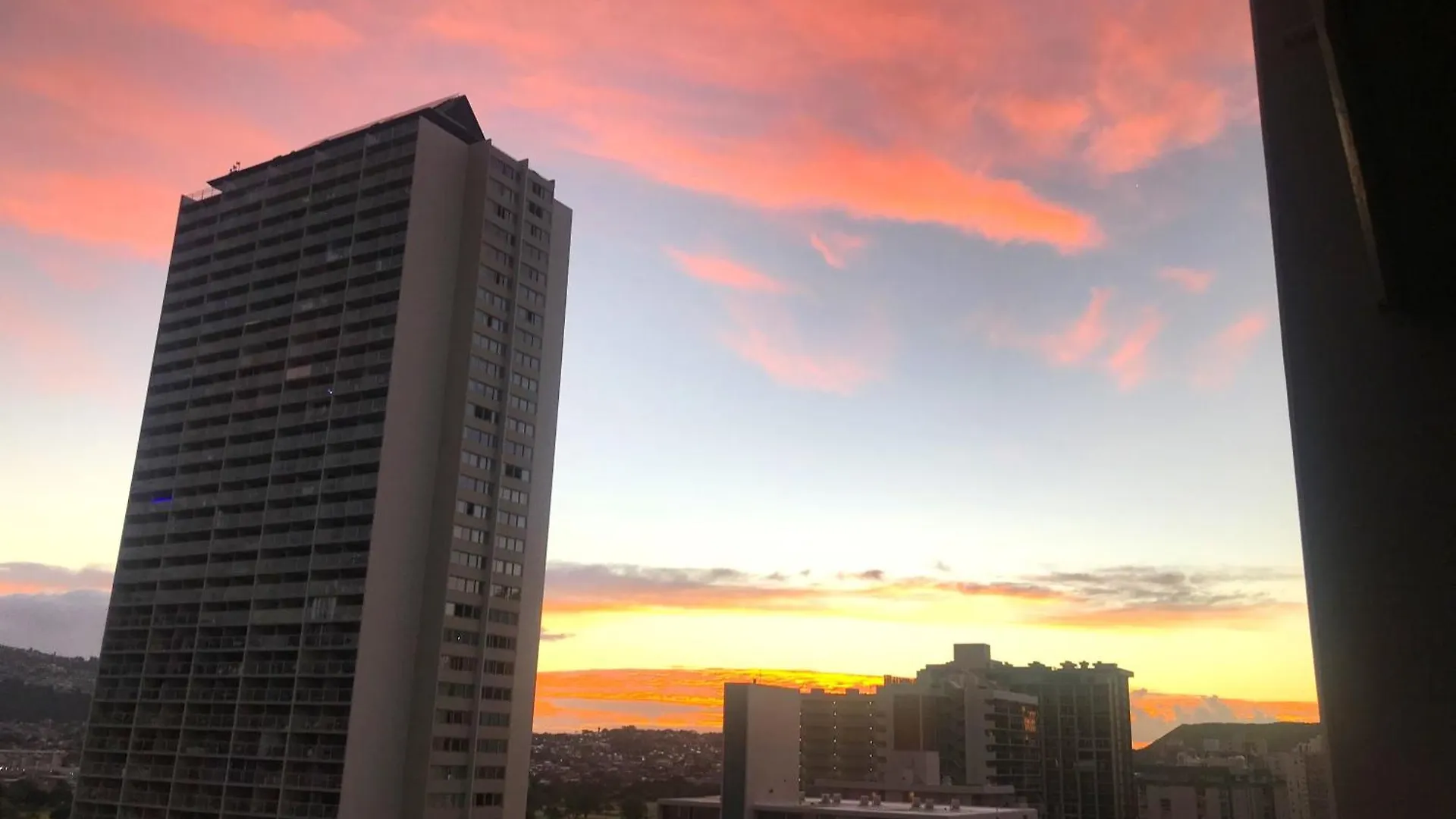 Casa vacanze Royal Kuhio 1707 - Spacious Studio With Stunning Diamond Head City Views In The Heart Of Waikiki! Honolulu Stati Uniti